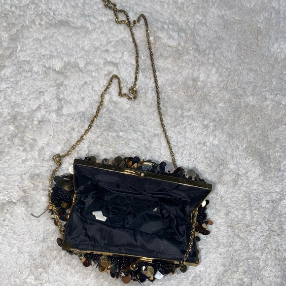 Black and gold sequined evening bag - Picture 3 of 3
